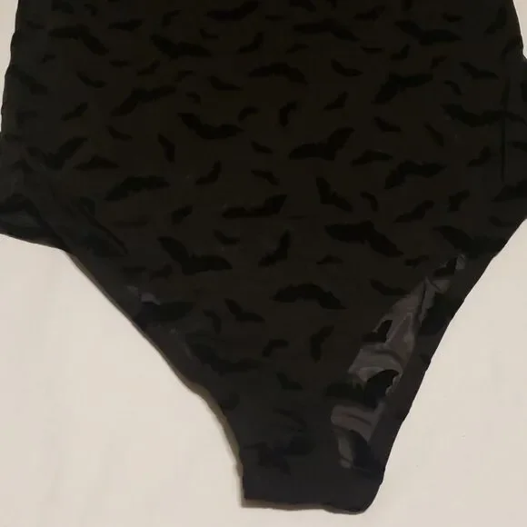 Torrid 2X Black Bat Velvet & Mesh V Neck Bodysuit - Picture 10 of 11